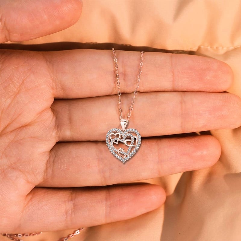 Interlocking Hearts Necklace -👩❤️👩''Sisters of my soul & Friends of my HEART''💕