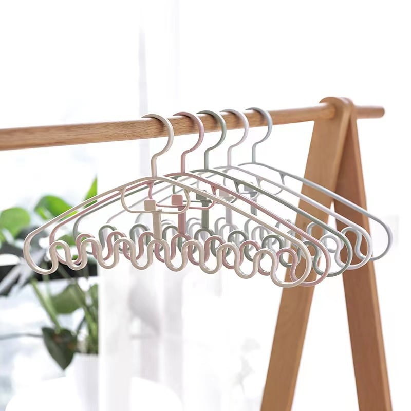 The Ideal Closet Organizer